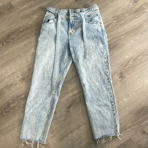 Abercrombie Ultra High Rise Paperbag Waste Jean | Light Wash